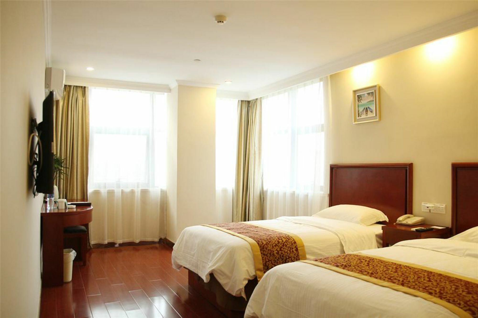 Greentree Alliance Shanghai Chongming Bayi Road Walking Street Hotel Экстерьер фото